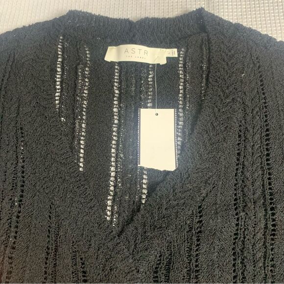 ASTR The Label Faux Wrap Front Pointelle V-Neck Open Knit Pullover Sweat… - Picture 8 of 10